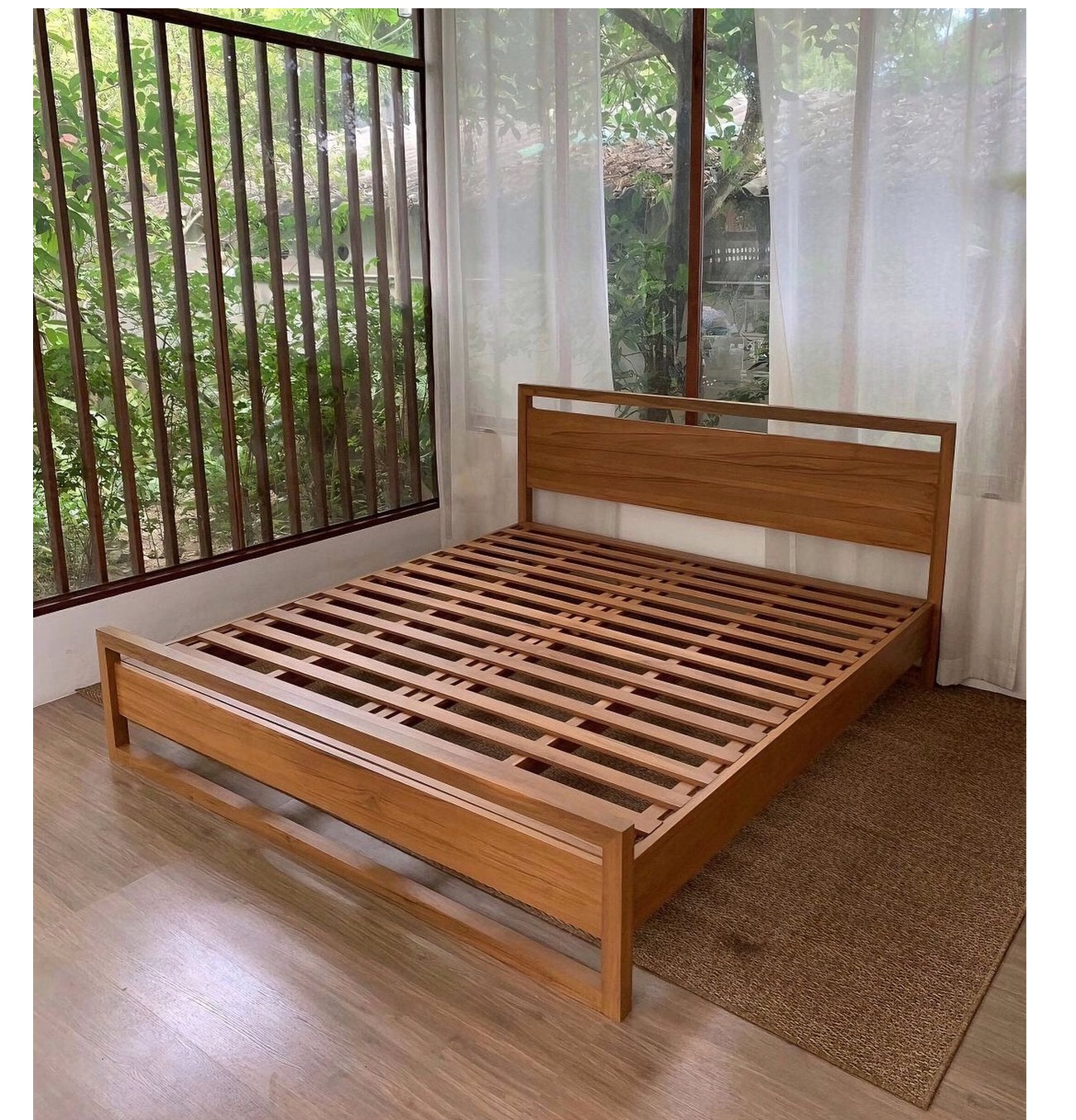 BED TEAK WOOD MADE FURNITURE SOLID WOOD INDONESIA