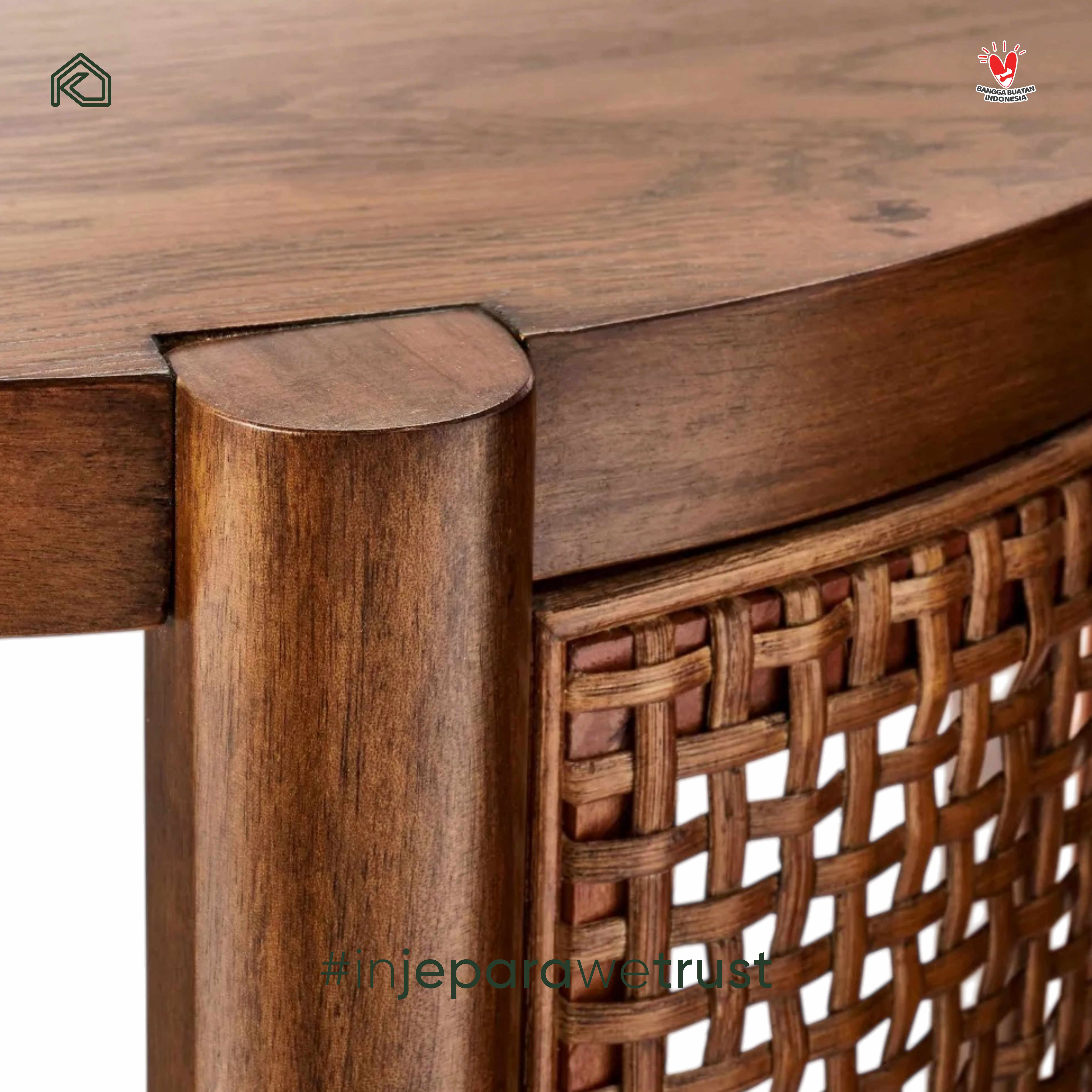 Solid Wood Accent table Teak Root Side Table with Glass Top Rustic Solid Wood End Table for Living Room Villa Hotel Furniture