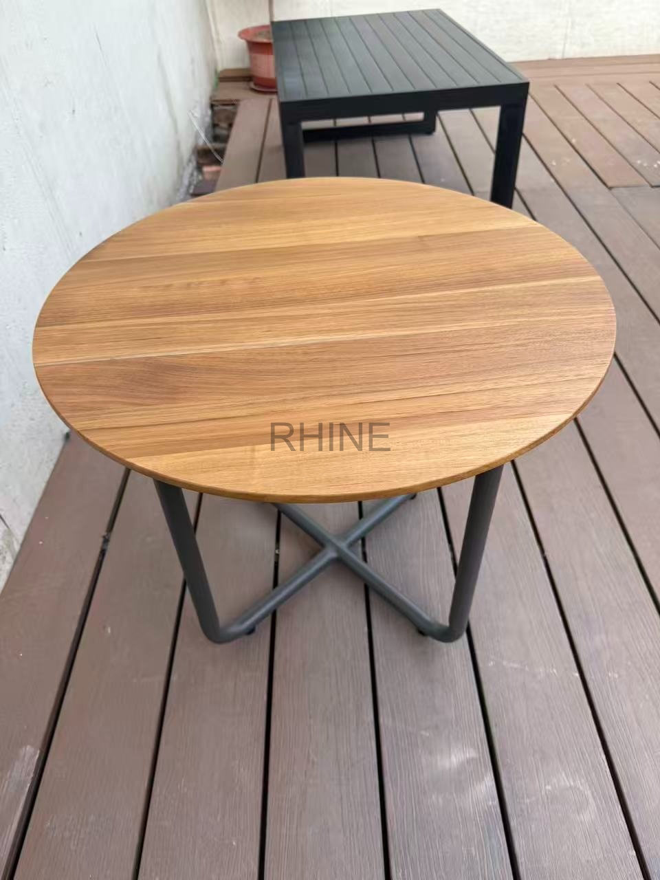 Waterproof &amp; Weather-resistant+Outdoor Solid Wood+Matte Aluminum Frame+Outdoor End Table for Pool/Restaurant/Commercial Space